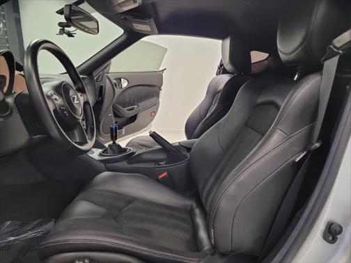 2011 Nissan 370Z Touring