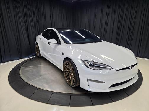 2021 Tesla Model S Plaid
