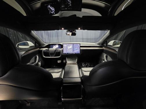 2021 Tesla Model S Plaid