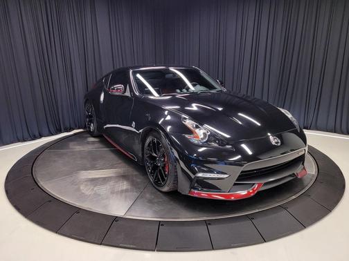 2017 Nissan 370Z NISMO