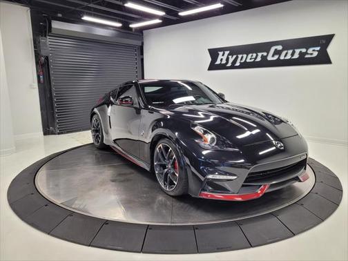 2017 Nissan 370Z NISMO