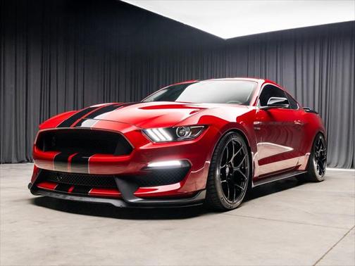 2020 Ford Shelby GT350 Base