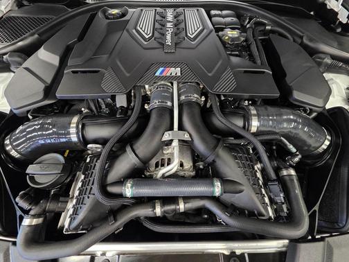 Alpine White 2019 BMW M5 Competition