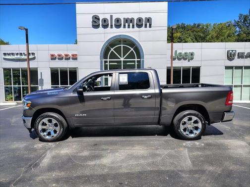 2019 RAM 1500 Big Horn/Lone Star Crew Cab 4x4 57' Box