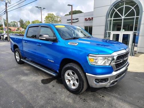 2022 RAM 1500 Big Horn Crew Cab 4x4 57' Box