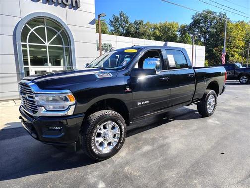 2024 RAM 2500 Laramie Crew Cab 4x4 64' Box