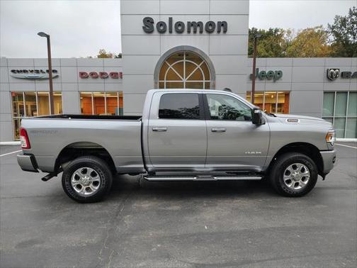 2024 RAM 2500 Big Horn Crew Cab 4x4 64' Box