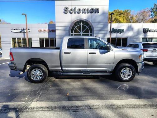 2024 RAM 2500 Big Horn Crew Cab 4x4 64' Box