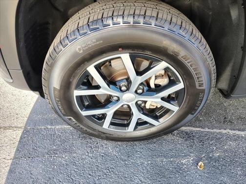 2024 Jeep Grand Cherokee L Limited 4x4