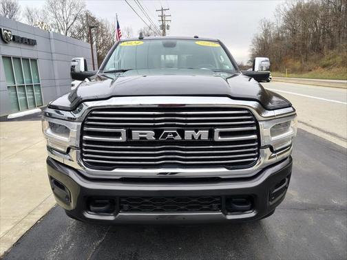 2024 RAM 2500 Laramie Crew Cab 4x4 64' Box