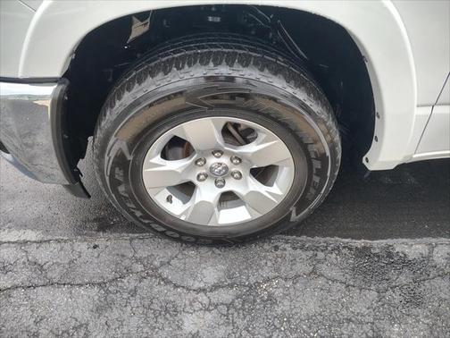 2025 RAM 1500 Big Horn Crew Cab 4x4 57' Box