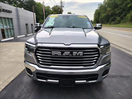 2025 RAM 1500 Laramie Crew Cab 4x4 57' Box