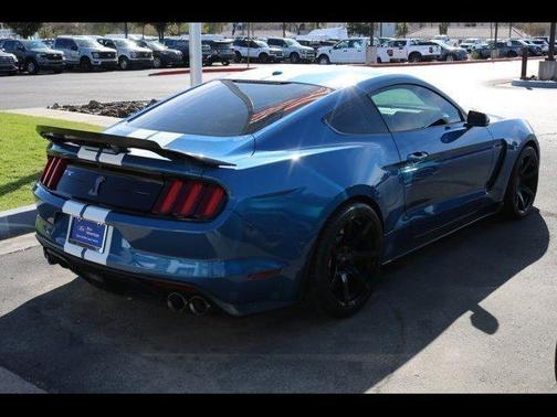 2019 Ford Shelby GT350 Base