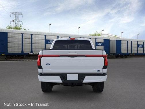 2025 Ford F-150 Lightning LARIAT