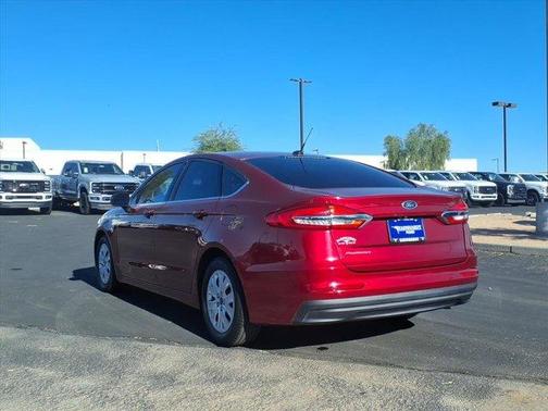 2019 Ford Fusion S