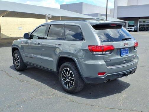 Sting Gray Clearcoat 2020 Jeep Grand Cherokee Trailhawk