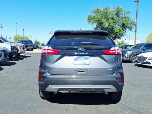 Gray 2023 Ford Edge SEL