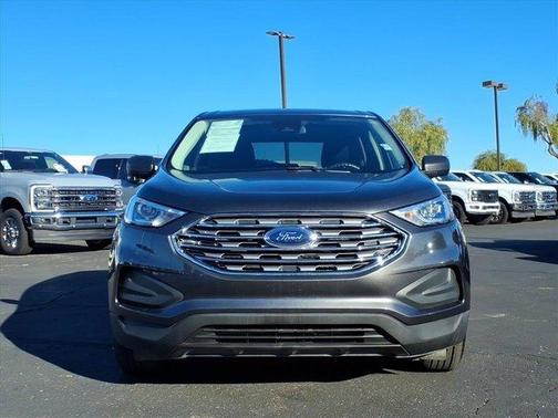 2020 Ford Edge SE