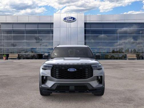 Carbonized Gray Metallic 2026 Ford Explorer ST-Line