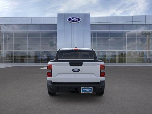 Space White Metallic 2026 Ford Maverick XLT