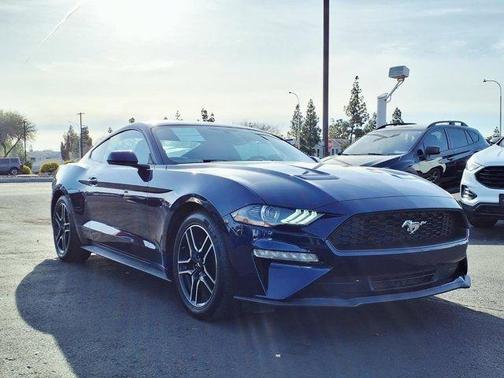 2020 Ford Mustang EcoBoost