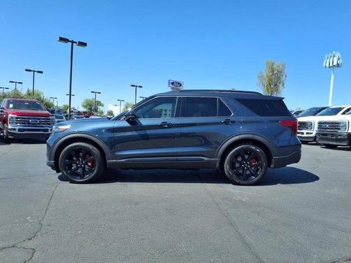 2024 Ford Explorer ST