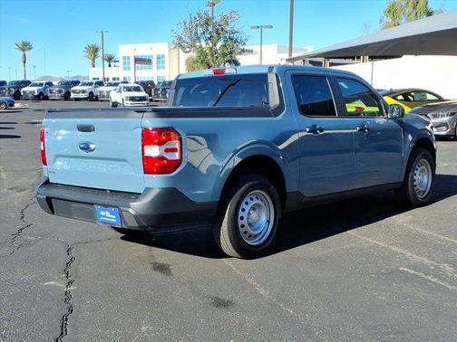 2022 Ford Maverick XL