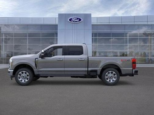 2025 Ford F-350 Lariat Super Duty