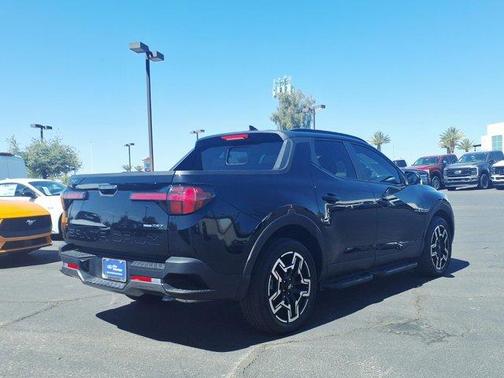 Phantom Black 2025 Hyundai SANTA CRUZ Limited