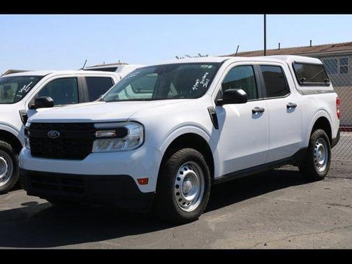 Oxford White 2024 Ford Maverick XL