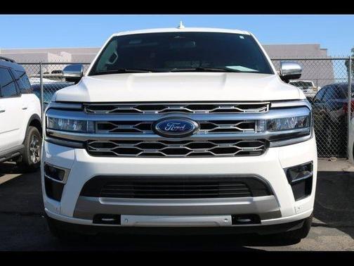 White 2024 Ford Expedition Platinum