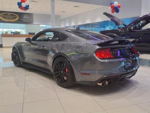 2021 Ford Shelby GT500 Base