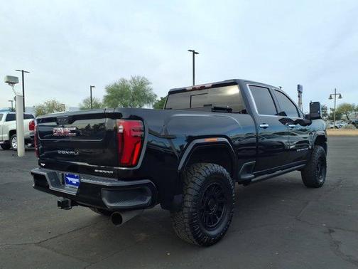 2024 GMC Sierra 2500 Denali