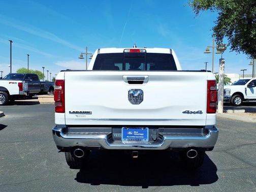 Bright White Clearcoat 2022 RAM 1500 Laramie
