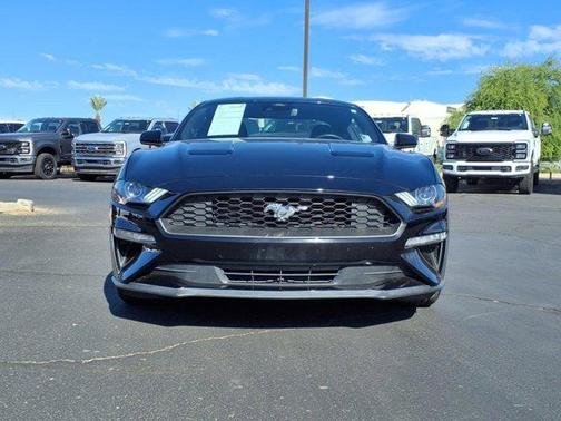 2022 Ford Mustang EcoBoost