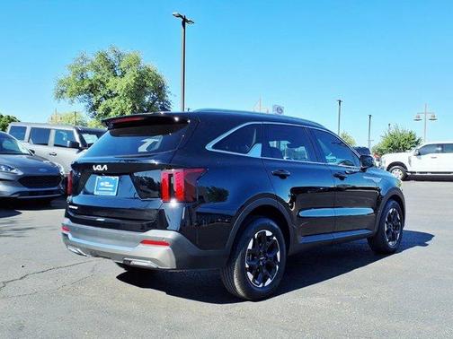 Ebony Black 2024 Kia Sorento S
