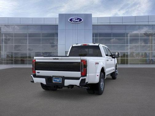 2026 Ford F-350 Platinum