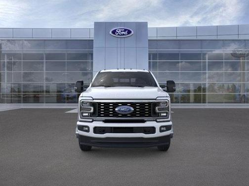 2026 Ford F-350 Platinum