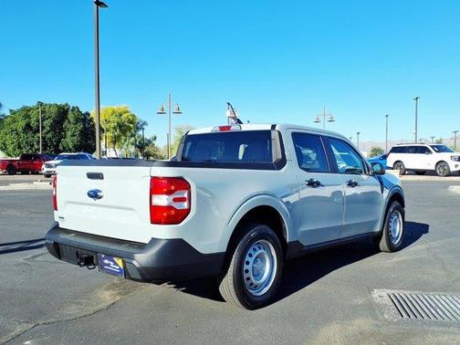 2024 Ford Maverick XL