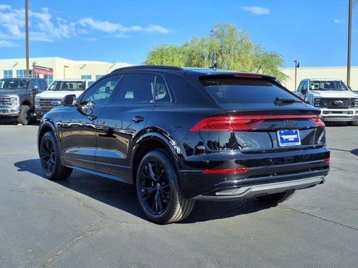 2021 Audi Q8 Premium
