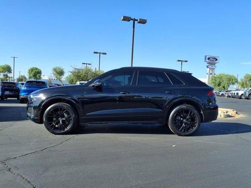 2021 Audi Q8 Premium