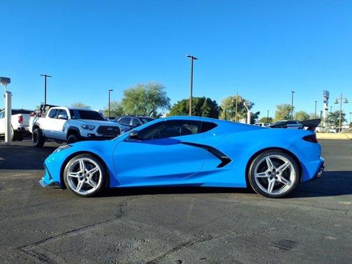 2023 Chevrolet Corvette Stingray w/2LT