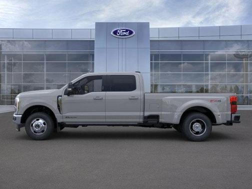 2025 Ford F-350 Lariat Super Duty