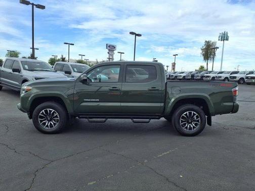 2022 Toyota Tacoma TRD Sport