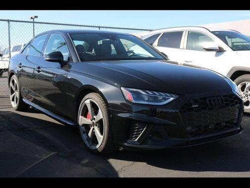 2023 Audi A4 45 S line Prestige