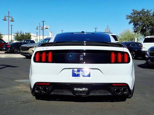 2017 Ford Shelby GT350 Base