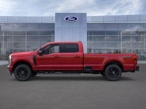 2025 Ford F-350 XLT
