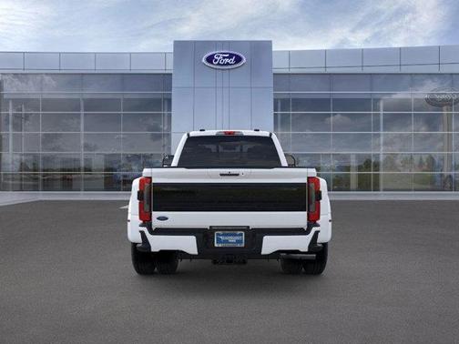 2026 Ford F-350 Platinum