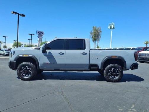2024 GMC Sierra 2500 AT4X