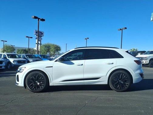 2024 Audi Q8 e-tron Premium
